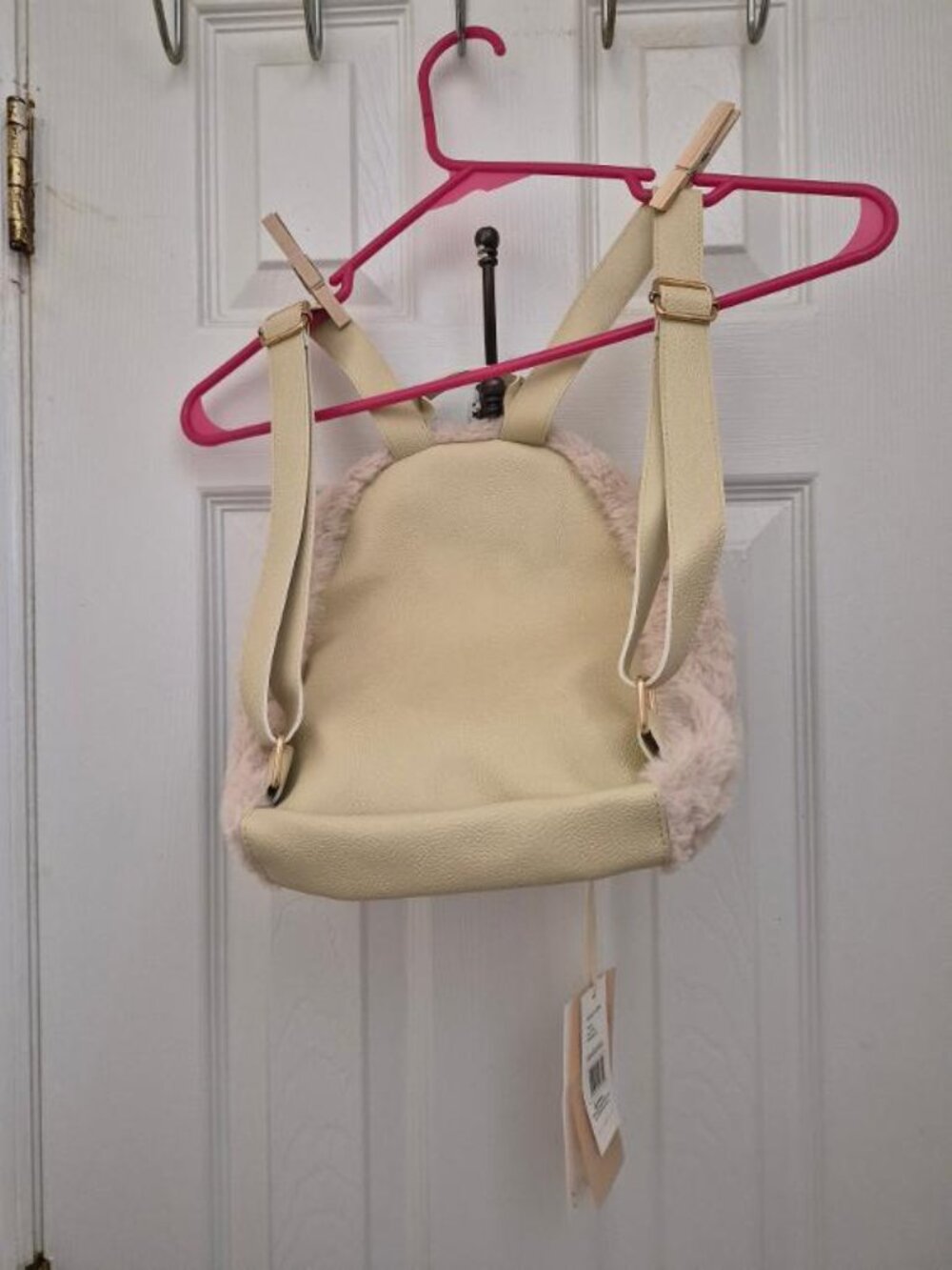 Jessica Simpson Backpack - Picture 2 of 3